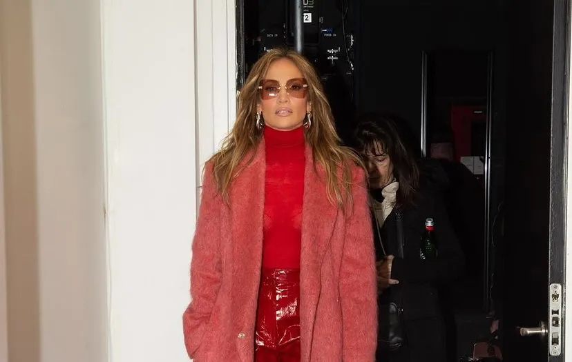 Di Tengah Isu Keretakan Rumah Tangga, Jennifer Lopez Batalkan Konser