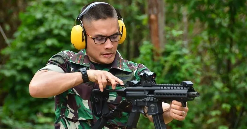 Potret Gagah Randy Pangalila yang Pernah Jadi Tentara