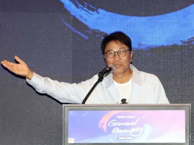 Lee Soo Man baru-baru ini muncul di publik dan bicara soal masa depan K-Pop (Foto: YONHAP)