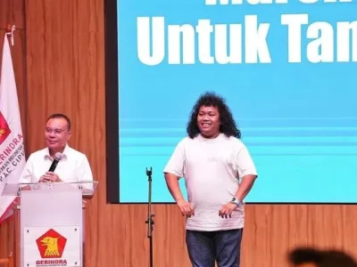 Marshel Widianto diusung Gerindra maju Pilwalkot Tangsel 2024. (Foto: Instagram/sufmi_dasco)