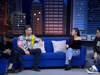 Momen Matt Shadows saat digombalin Echa Aura. (Foto: Youtube/TonightShowNet)
