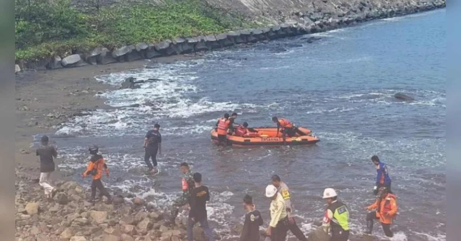 Pelajar Terseret Ombak di Cilacap, Baru Ditemukan Esok Hari