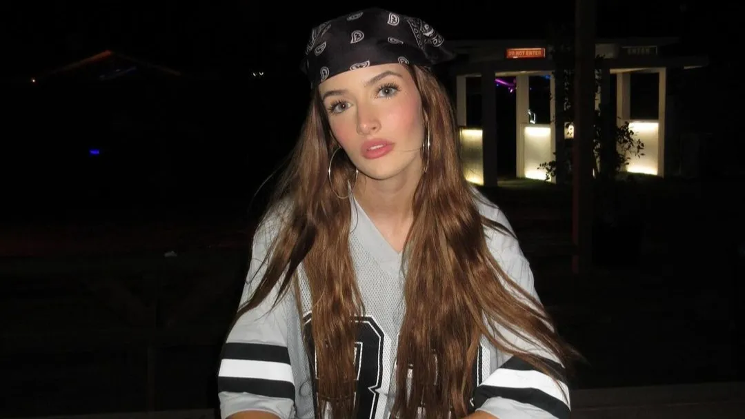 Sami, Putri Aktor Charlie Sheen Pamer Akun OnlyFans