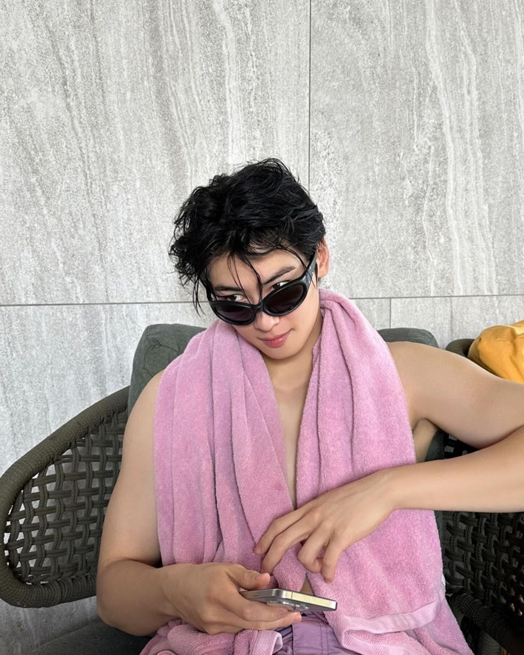(Foto: instagram/eunwo.o_c)