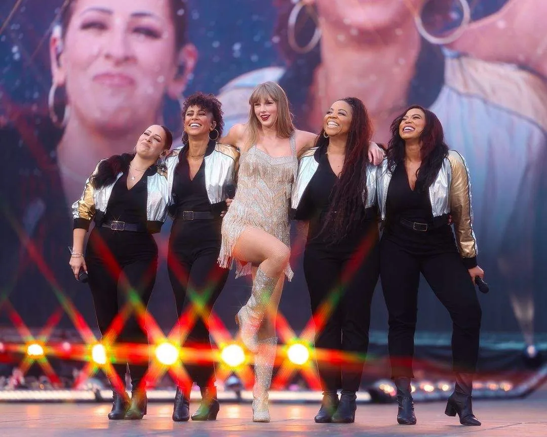 Taylor Swift Ke Inggris, Istana Buckingham Mainkan Lagu Shake It Off