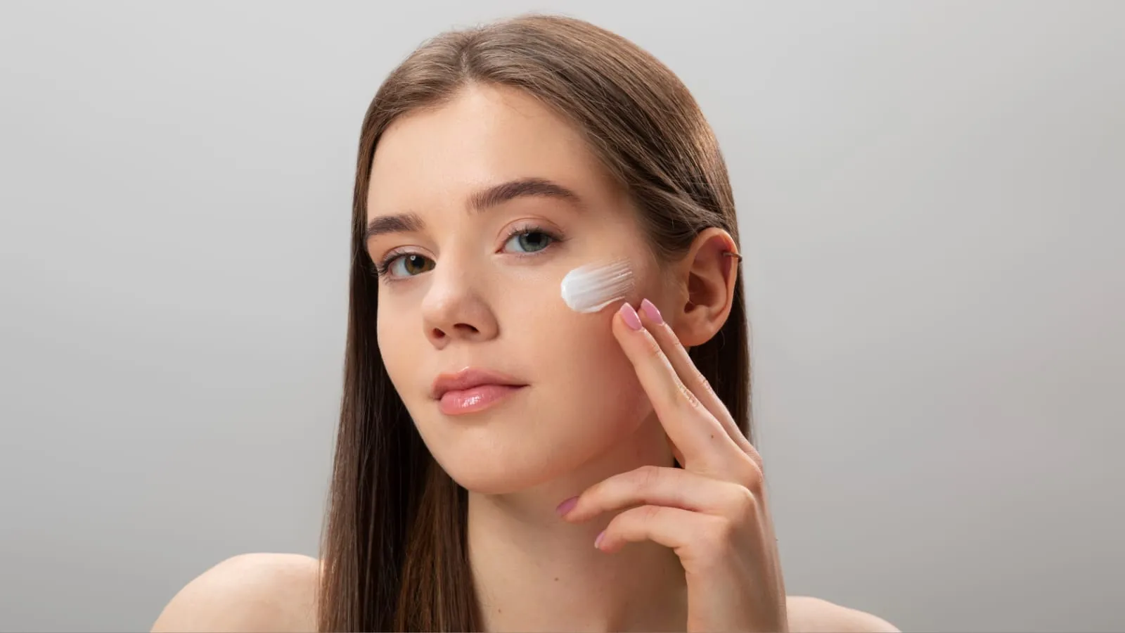 Jangan Keliru! Ini Urutan Pemakaian Skincare Pagi dan Malam yang Benar