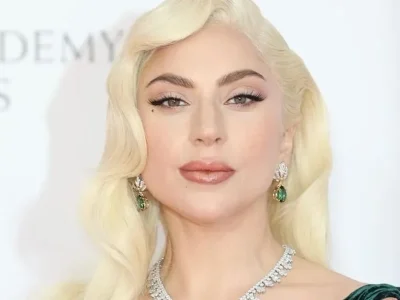 Lady Gaga jelaskan foto yang memicu rumor dirinya sedang hamil. Foto: Dok. Instagram @ladygaga