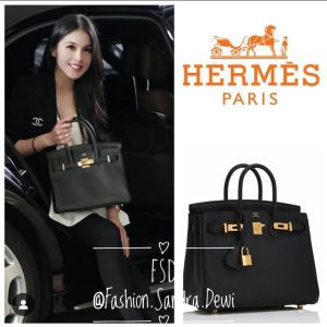 Koleksi tas Sandra Dewi dengan harga fantastis. Foto: Dok. Instagram @fashion.sandra.dewi