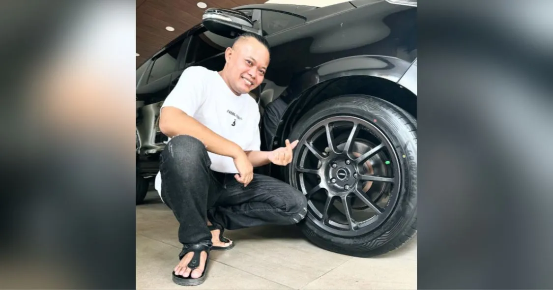 Sule Jual Semua Mobil Mewahnya, Bangkrut?