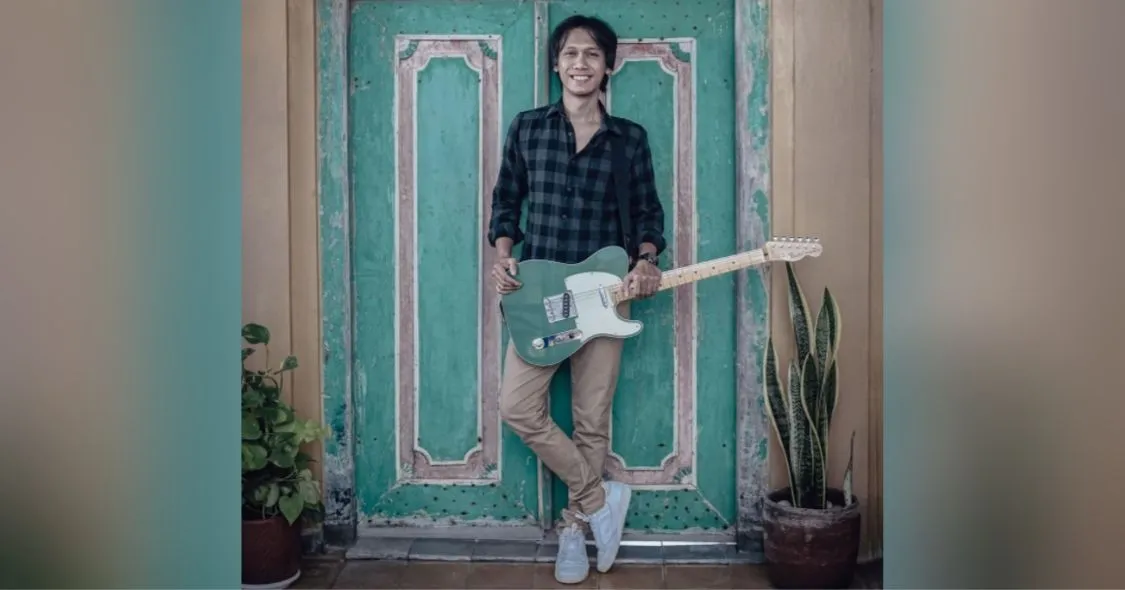 Bantu Gaza, Gitar Eross Candra Dilelang dengan Harga Fantastis