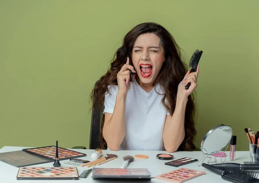5 Tips Makeup Kilat Agar Tetap Cantik di Pagi Super Sibuk