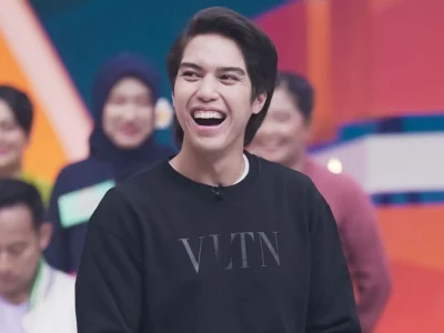 Lihat foto-foto transformasi El Rumi dari masa kecilnya yang menggemaskan hingga menjadi pria dewasa yang ganteng dan memesona. (Foto: instagram/elelrumi)