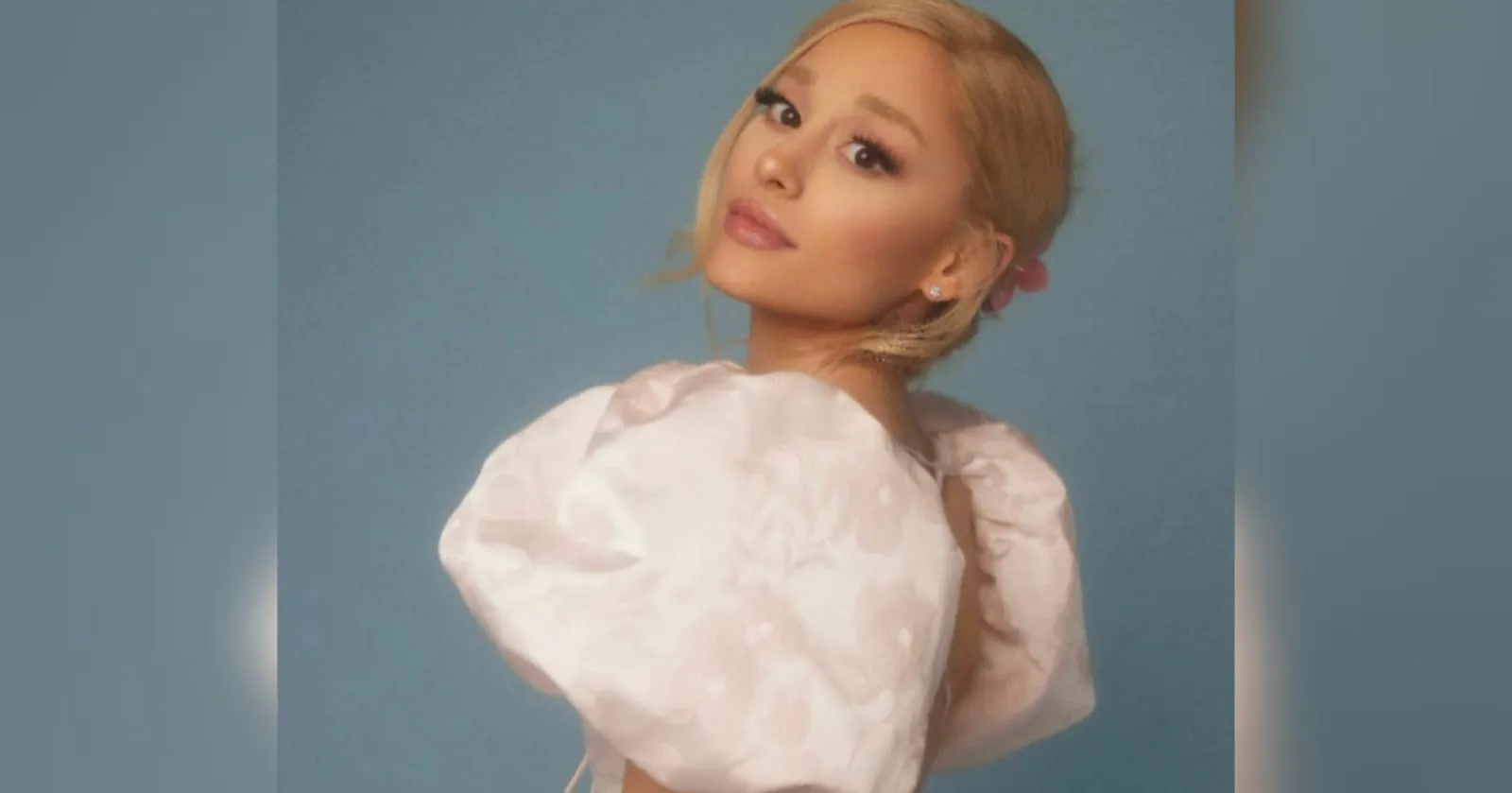 Fans Khawatir, Suara Ariana Grande Alami Perubahan
