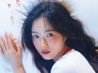 Hasil pemotretan Kim Hye Yoon di Bali bersama dengan majalah Korea. Foto: Dok. COSMOPOLITAN