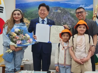 Anang Hermansyah dan keluarga terpilih sebagai promotional ambassador Pulau Jeju. Foto: Dok. The Korea Herald