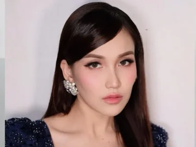 Gaya Ayu Ting-Ting saat bawakan lagu Sik Asik remix lagu K-Pop. Foto: Dok. Instagram @ayutingting92