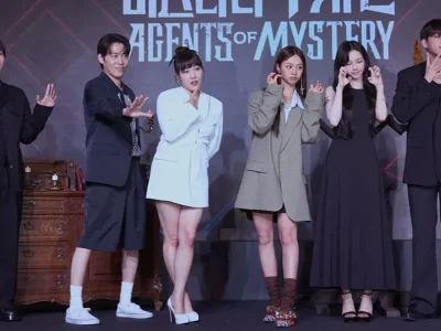 Para pemeran Agents of Mystery. Foto: Dok. Instagram @netflixkr