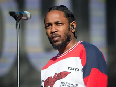 Kendrick Lamar menyanyikan lagu Not Like Us. (Foto : Gettyimages)