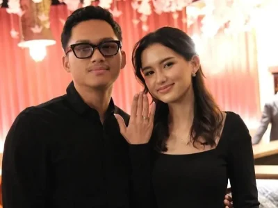 Azriel Hermansyah lamar kekasihnya, Sarah Menzel. Foto: Dok. Instagram @azriel_hermansyah
