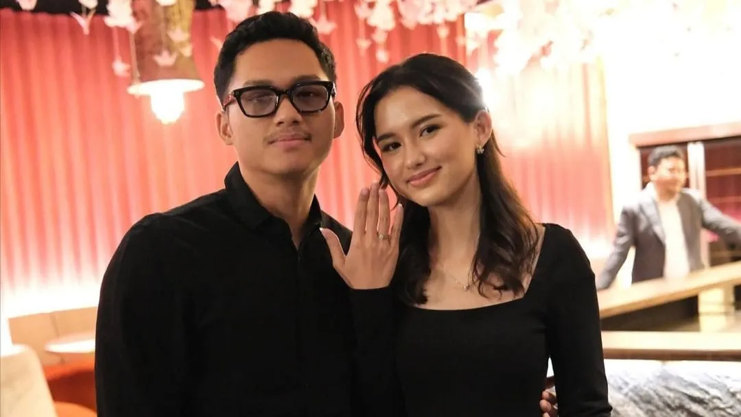 Azriel Hermansyah Lamar Sarah Menzel Di Hari Ulang Tahun