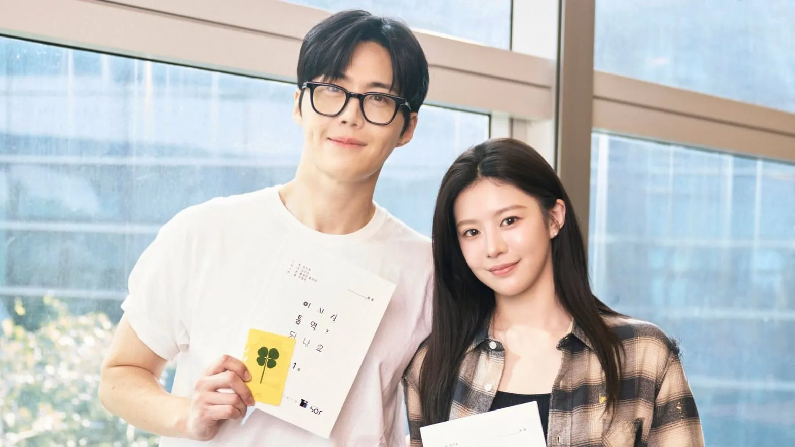 Potret Kim Seon Ho dan Go Yoon Jung Script Reading Drama Baru