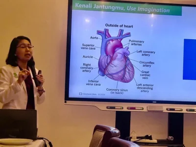 dr. Alexandra Gabriella Sp.J.P FIHA menjelaskan gangguan irama jantung. (Foto: Dok. Pri)