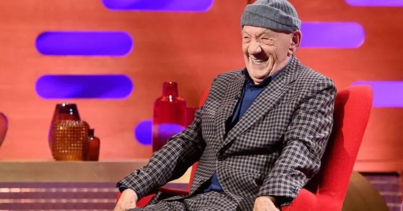 Usai Jatuh dari Panggung, Ian McKellen Hentikan Tur Player Kings