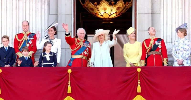 Pengunjung Istana Buckingham Kini Bisa Akses Area Balkon
