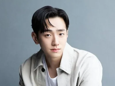 RELA HIATUS: Nam Yoon-su mendonorkan ginjalnya untuk ayah. Foto : Instagram/nam_yoonsu