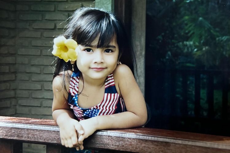Potret masa kecil Mahalini. Foto: Instagram/mahaliniraharja