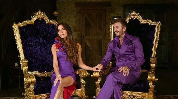 David Beckham-Victoria Pakai Baju Pengantin 25 Tahun Lalu