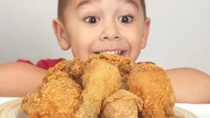 Sering Makan Ayam Goreng Krispi, Bocah di Taiwan Cuci Darah Seumur Hidup