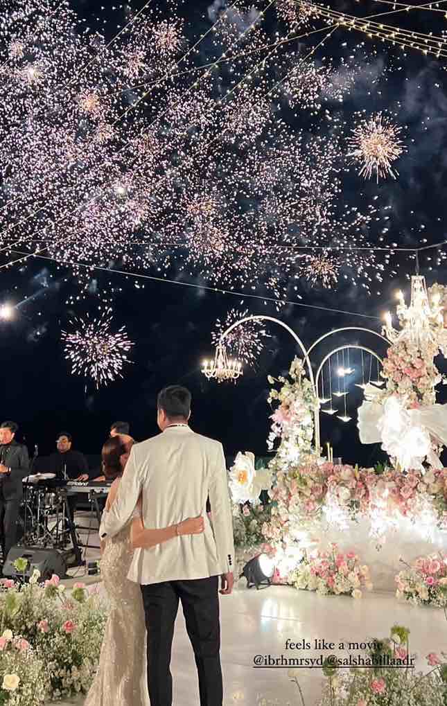Salshabilla Adriani dan Ibrahim Risyad menggelar resepsi pernikahan. Foto : Instagram/salshabillaadr
