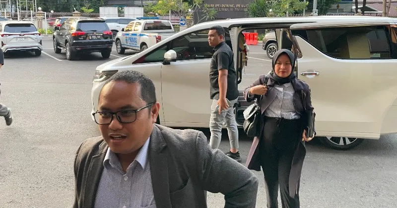 Tiko Aryawardhana Kembali Diperiksa, Bawa Sejumlah Bukti
