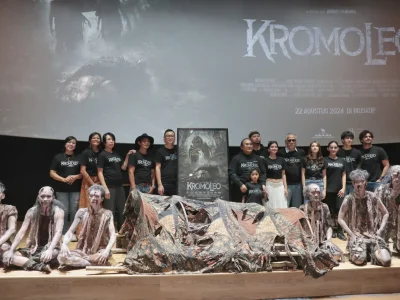 Para pemeran film 'Kromoleo' yang disutradarai oleh Anggy Umbara. (Foto: Bayu/Nyata)