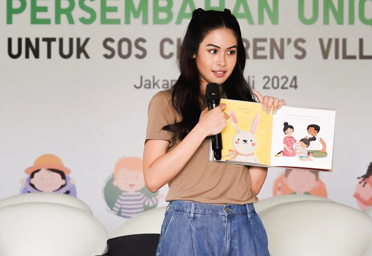 Maudy Ayunda Dukung Literasi Anak-Anak Indonesia