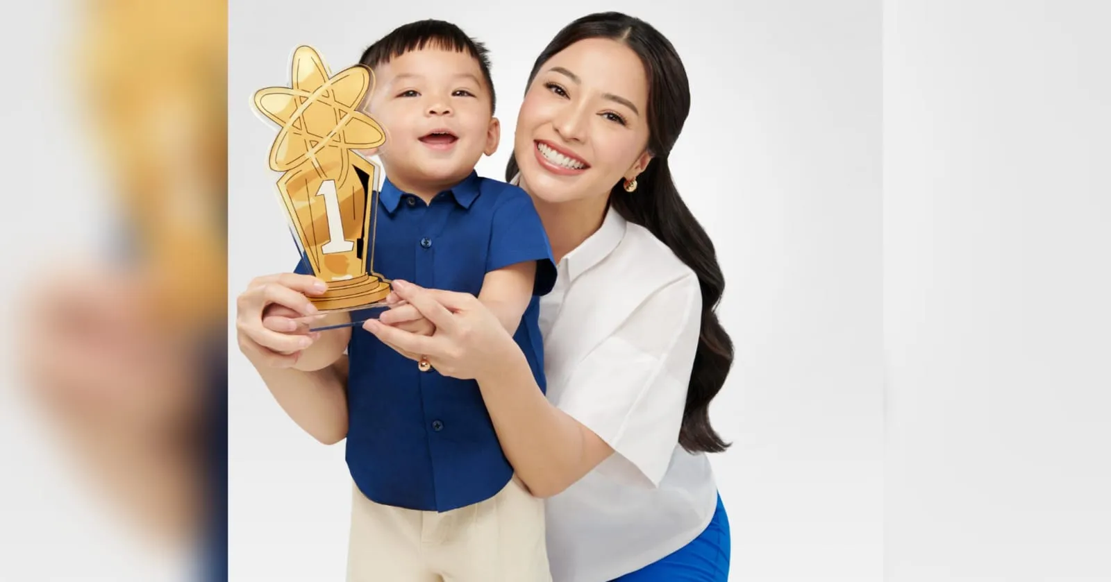 Usia 2 Tahun, Anak Nikita Willy Diajarkan Bacaan Bahasa Inggris