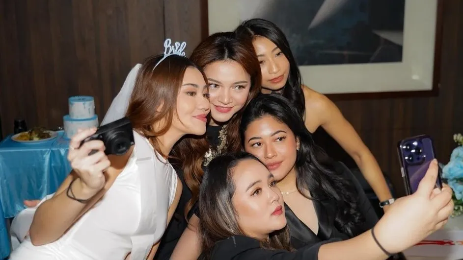 Keseruan Bridal Shower Aaliyah Massaid Bareng Sahabat