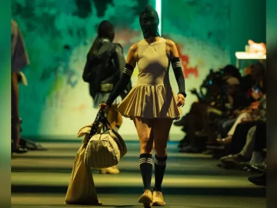 Peragaan streetwear fashion karya desainer Prancis di Jakarta. (Foto: Agnes/Nyata)