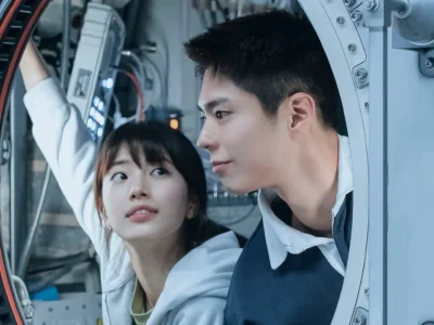Potongan gambar Suzy dan Park Bo Gum dalam film Wonderland. Foto: Dok. X @netflixID