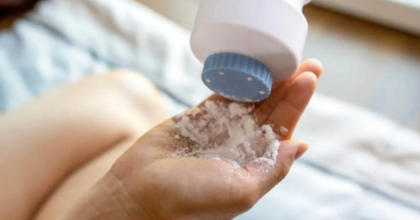 WHO Peringatkan Kandungan ‘Talc’ pada Bedak Bayi Bisa Picu Kanker