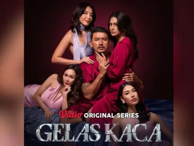 Poster series Gelas Kaca. Foto: Dok. Instagram @screenplayfilms_id