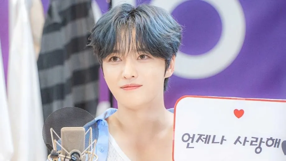 Idol K-Pop Terkaya Ini Kenang Kisah Hidupnya Jadi Anak Adopsi