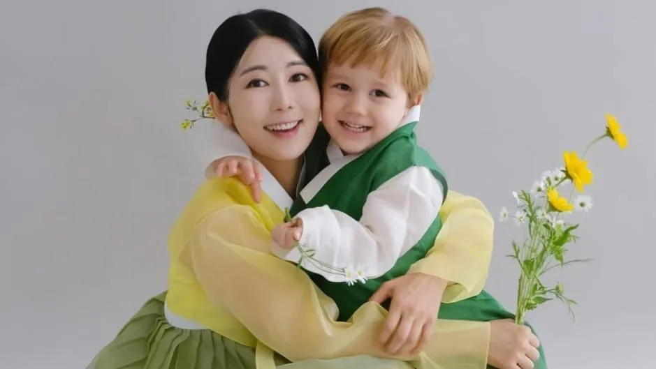 Artis Korea-Jepang Fujita Sayuri, Punya Anak Dari Sperma Donor