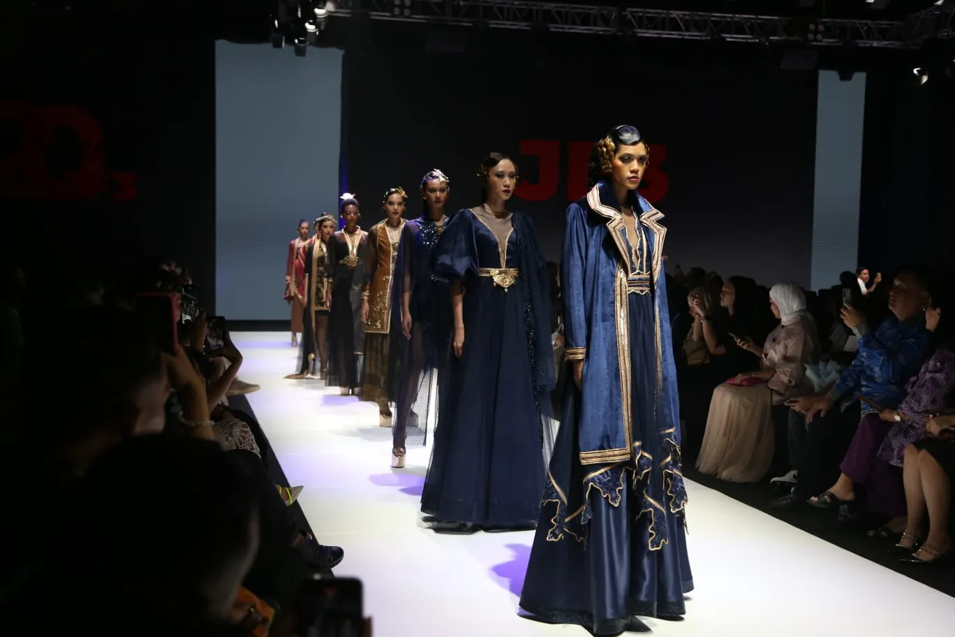 Kejayaaan Kerajaan Majapahit Jadi Inspirasi Tiga Desainer IFC di Show JF3