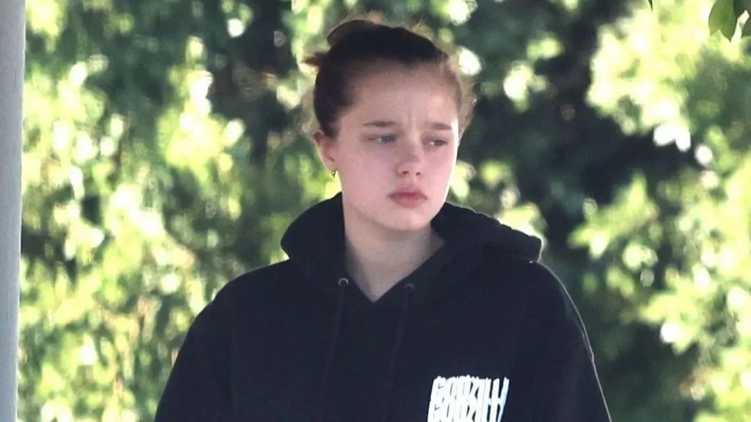 Ada Kendala, Sidang Penghapusan Nama Shiloh Jolie-Pitt Ditunda