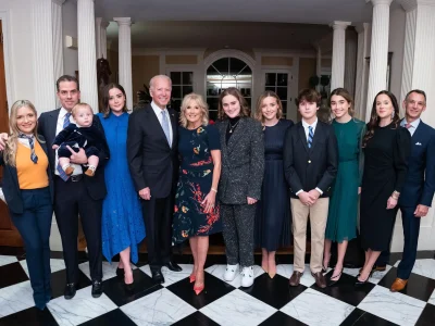 Presiden AS Joe Biden dan keluarga, karir politik cemerlang, kehidupan pribadi menrenyuhkan. (Foto: AP PHOTO)