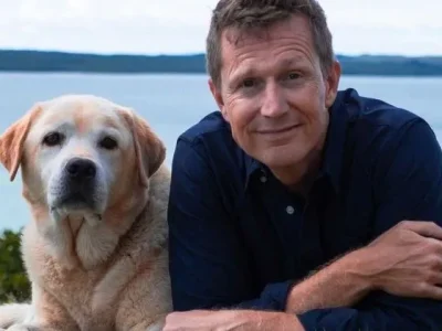 Komedian dan ahli perilaku anjing asal Inggris, Tony Knight, tewas tertimpa dahan pohon di Prancis. (Foto: Instagram/tonyknight)