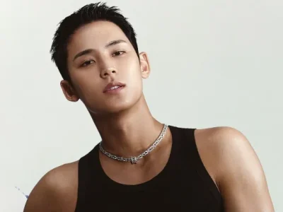 Member SEVENTEEN, Mingyu Beri Hadiah Fantastis Orang Tua (Foto: X/@pledis_17)