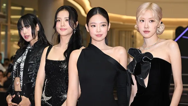 Rayakan Anniversary, BLACKPINK Kompak Tampil Serba Hitam